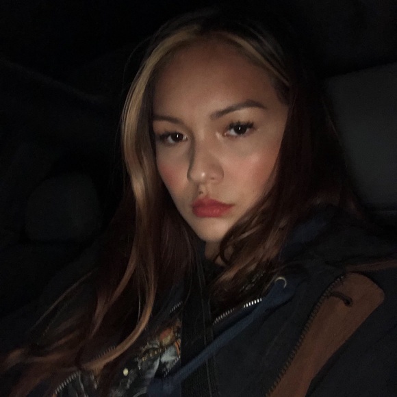 Meet your Posher, Melina - Picture 1 of 1